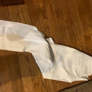 HIGH-WAIST DASH CAPRI